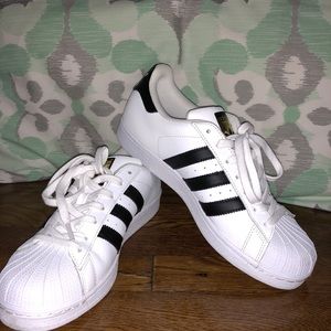 WORN ONCE💥 Adidas Super Star Shoes